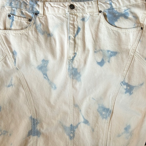 NWT Future Collective × Gabriella Karefa-
Johnson Denim Skirt Light Acid Wash 12 - Picture 4 of 14
